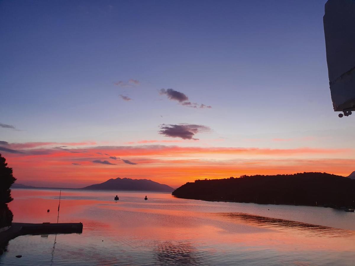Hotel Mike Epidaurus Bagian luar foto
