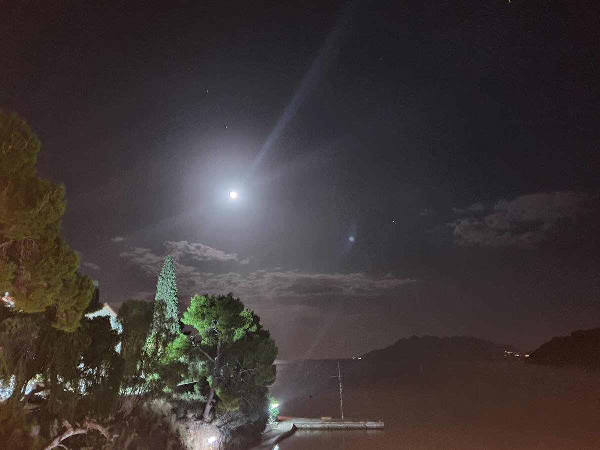Hotel Mike Epidaurus Bagian luar foto