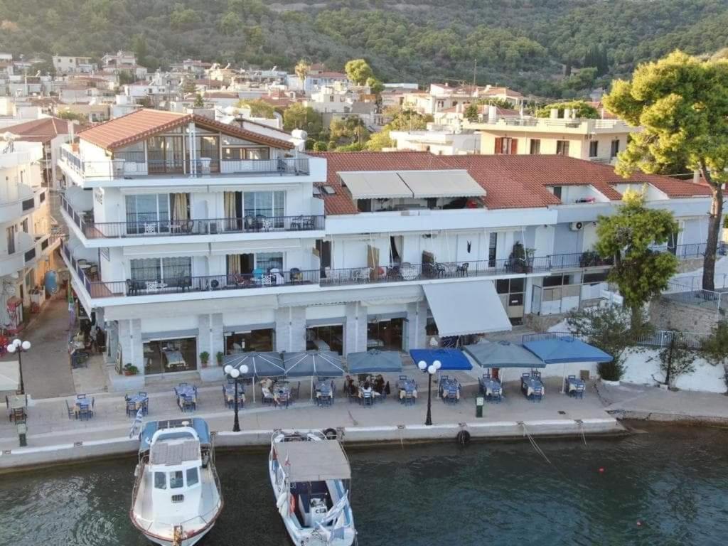 Hotel Mike Epidaurus Bagian luar foto