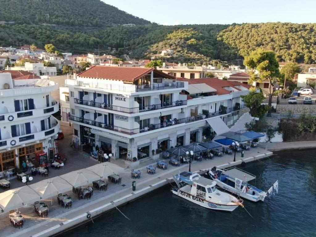 Hotel Mike Epidaurus Bagian luar foto